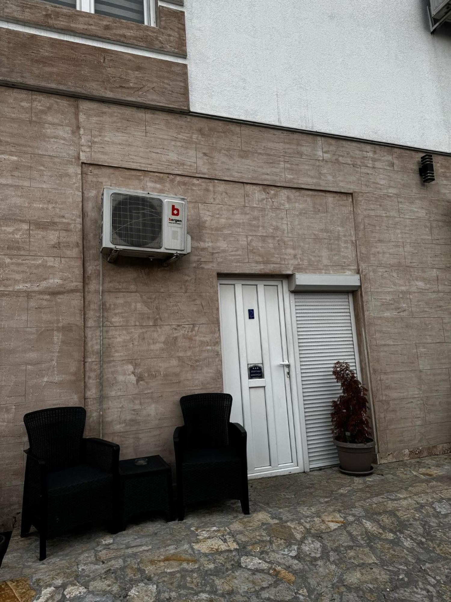 Apartments Vila Brzi & Beka Šabac Buitenkant foto