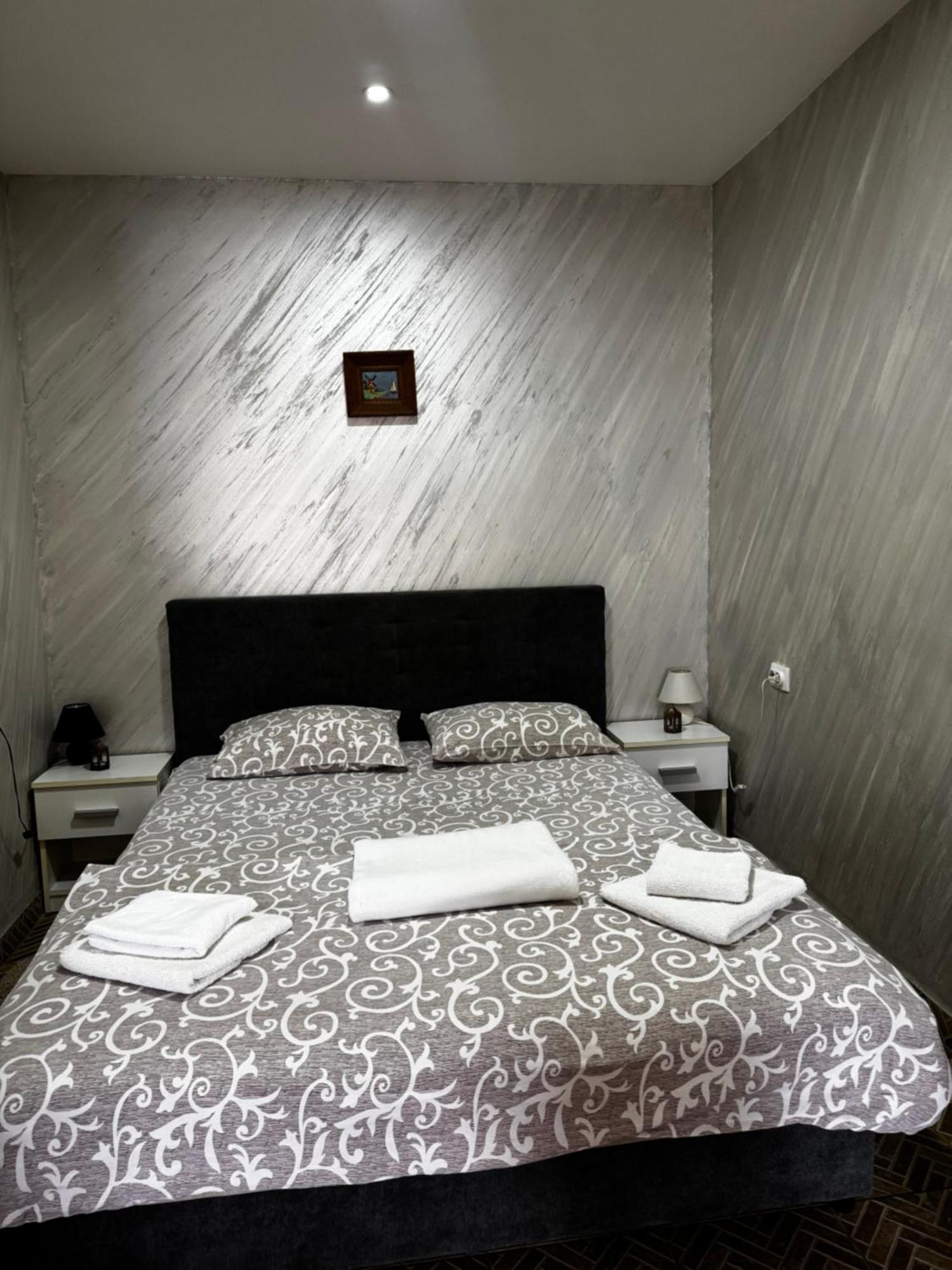 Apartments Vila Brzi & Beka Šabac Buitenkant foto